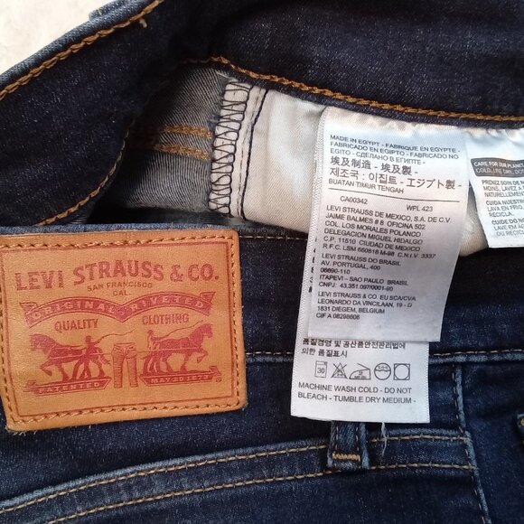 Levi's Woman's Dark Wash Mile High Supper Skinny Denim Jeans Size: 28 - Picture 9 of 10